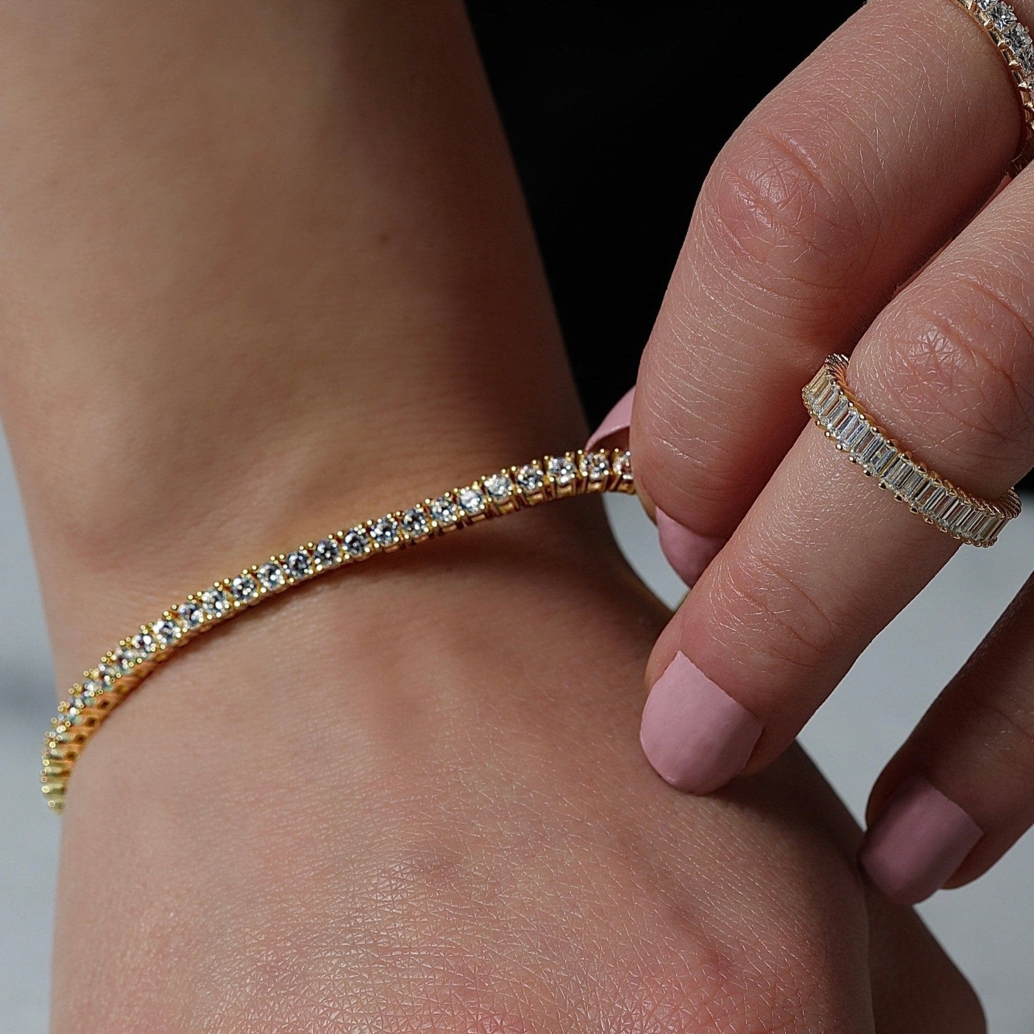 Dazzling Elegance Tennis Armbånd 18K Guldbelagt - Clarthearmbånd